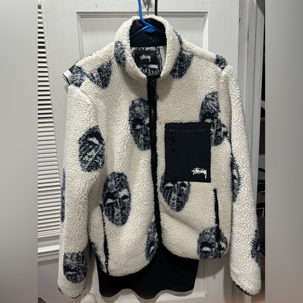 Stüssy Mask Jacquard Sherpa “Natural” USED
